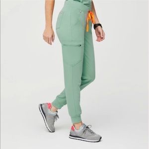Figs scrub pants Zamora joggers. Medium/Tall. Limited edition Jade color!